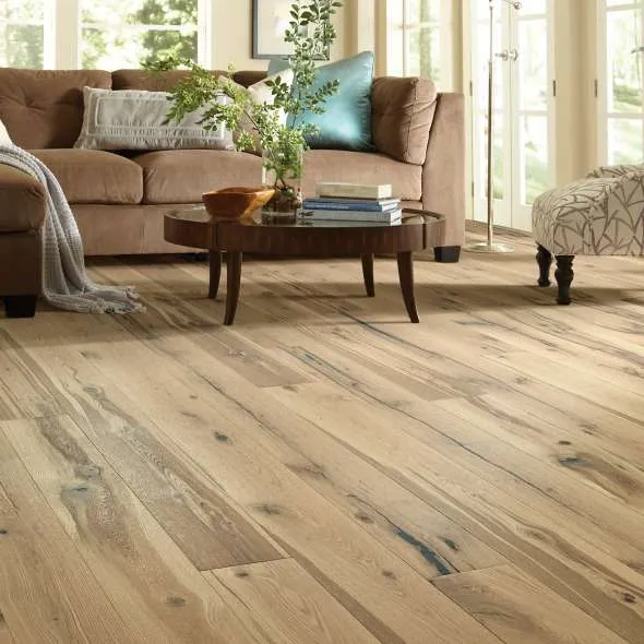 Hardwood flooring | Off-Price Carpet Outlet
