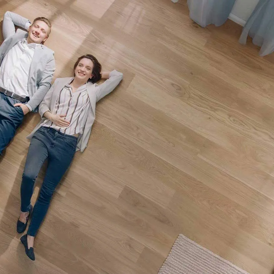 Happy couple | Off-Price Carpet Outlet